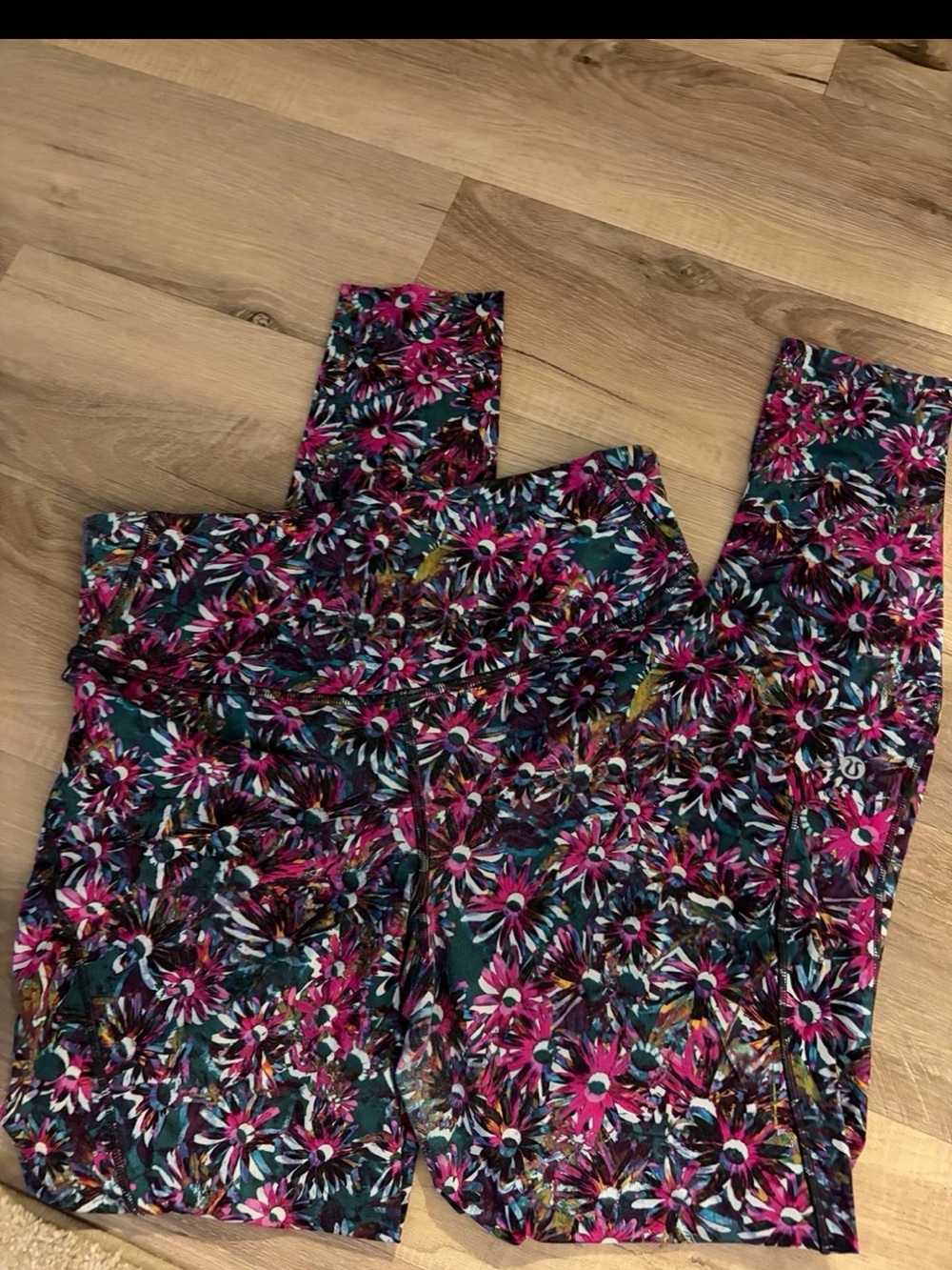 Lululemon Base Pace High-Rise Running Tight Floral Electric Multi (FELM) 8